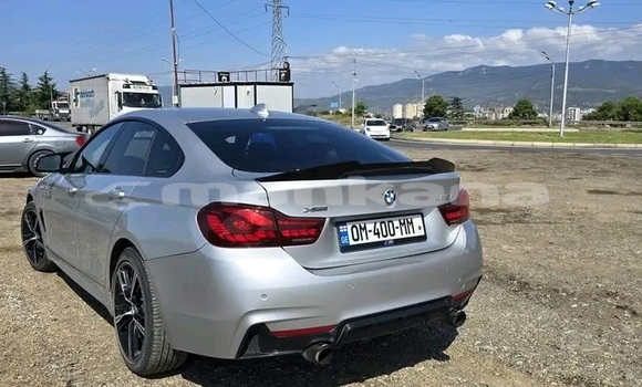 Buy Used BMW 4er White Car in Dioknisi in Ajaria