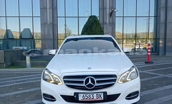 Buy Used Mercedes-Benz E–Class White Car in Gudauta in Abhasia Buy Used Mercedes-Benz E–Class White Car in Gudauta in Abhasia