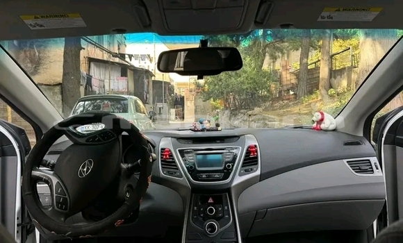 Buy Used Hyundai Elantra White Car in Kutaisi in Imereti Buy Used Hyundai Elantra White Car in Kutaisi in Imereti