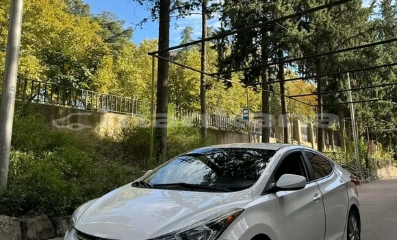 Buy Used Hyundai Elantra White Car in Kutaisi in Imereti Buy Used Hyundai Elantra White Car in Kutaisi in Imereti