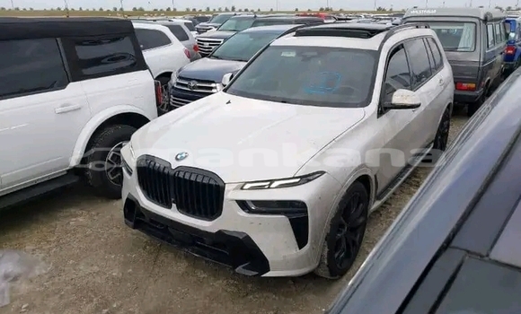 Buy Used BMW X7 White Car in Mcheta in Mcheta-Mtianeti Buy Used BMW X7 White Car in Mcheta in Mcheta-Mtianeti