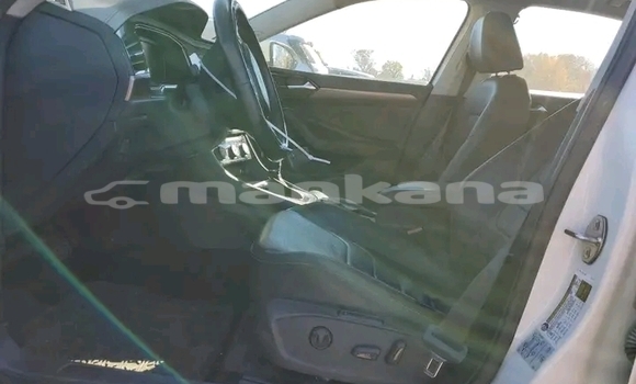 Buy Used Volkswagen Jetta White Car in Ochamchira in Abhasia Buy Used Volkswagen Jetta White Car in Ochamchira in Abhasia