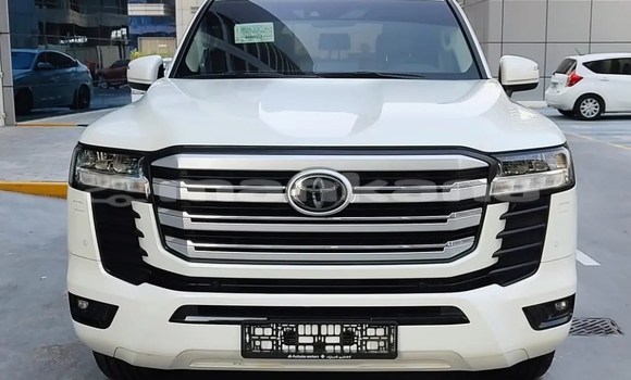 Buy Used Toyota Land Cruiser White Car in Ahmeta in Kaheti Buy Used Toyota Land Cruiser White Car in Ahmeta in Kaheti