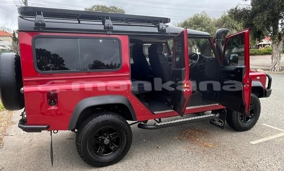 Buy Used Land Rover Defender Red Car in Dusheti in Mcheta-Mtianeti Buy Used Land Rover Defender Red Car in Dusheti in Mcheta-Mtianeti