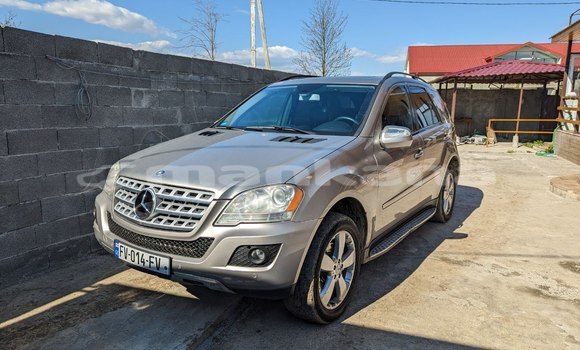 Buy Used Mercedes-Benz ML–Class Beige Car in Tbilisi in Tbilisi
