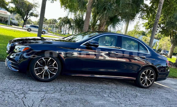 Buy Used Mercedes-Benz E–Class Blue Car in Tbilisi in Tbilisi Buy Used Mercedes-Benz E–Class Blue Car in Tbilisi in Tbilisi