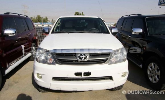 Buy Import Toyota Fortuner White Car in Import - Dubai in Abhasia Buy Import Toyota Fortuner White Car in Import - Dubai in Abhasia