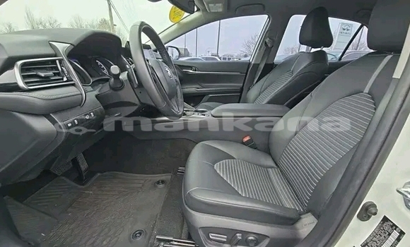 Buy Used Toyota Camry White Car in Gali in Abhasia Buy Used Toyota Camry White Car in Gali in Abhasia