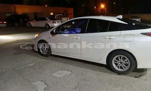 Buy Used Toyota Prius White Car in Gagra in Abhasia Buy Used Toyota Prius White Car in Gagra in Abhasia