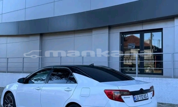 Buy Used Toyota Camry White Car in Batumi in Ajaria Buy Used Toyota Camry White Car in Batumi in Ajaria