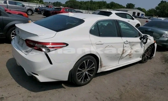 Buy Used Toyota Camry White Car in Batumi in Ajaria Buy Used Toyota Camry White Car in Batumi in Ajaria
