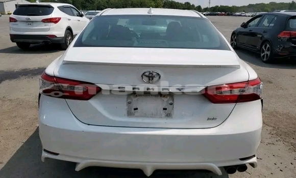 Buy Used Toyota Camry White Car in Batumi in Ajaria Buy Used Toyota Camry White Car in Batumi in Ajaria