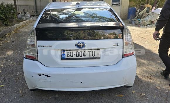 Buy Used Toyota Prius White Car in Tbilisi in Tbilisi Buy Used Toyota Prius White Car in Tbilisi in Tbilisi