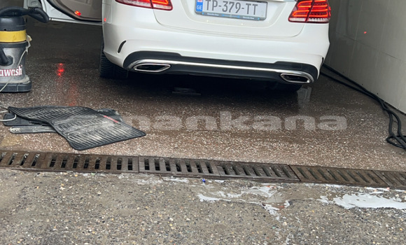 Buy Used Mercedes Viano White Car in Rustavi in Tbilisi Buy Used Mercedes Viano White Car in Rustavi in Tbilisi