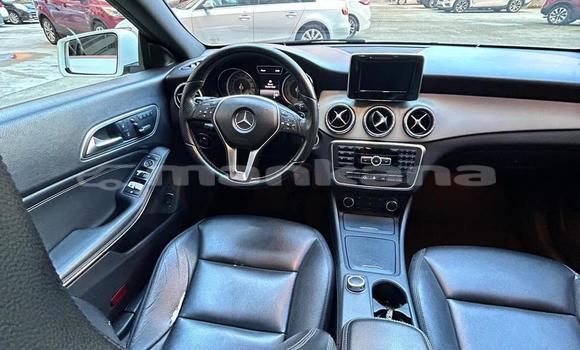 Buy Used Mercedes-Benz GLA-klasse White Car in Tbilisi in Tbilisi Buy Used Mercedes-Benz GLA-klasse White Car in Tbilisi in Tbilisi