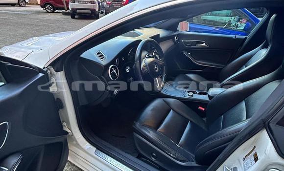 Buy Used Mercedes-Benz GLA-klasse White Car in Tbilisi in Tbilisi Buy Used Mercedes-Benz GLA-klasse White Car in Tbilisi in Tbilisi