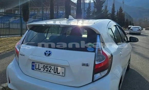 Buy Used Toyota Aqua White Car in Batumi in Ajaria Buy Used Toyota Aqua White Car in Batumi in Ajaria