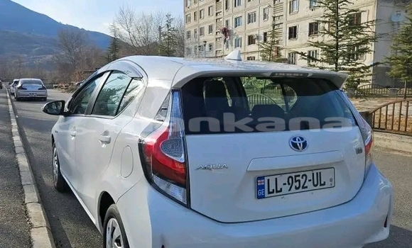 Buy Used Toyota Aqua White Car in Batumi in Ajaria Buy Used Toyota Aqua White Car in Batumi in Ajaria