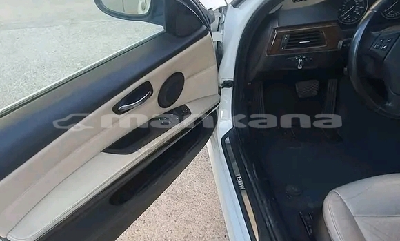 Buy Used Toyota Corolla White Car in Batumi in Ajaria Buy Used Toyota Corolla White Car in Batumi in Ajaria