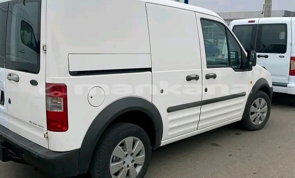Buy Used Toyota Hiace White Car in Bihvinta in Abhasia Buy Used Toyota Hiace White Car in Bihvinta in Abhasia