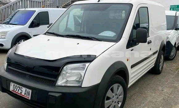 Buy Used Toyota Hiace White Car in Bihvinta in Abhasia Buy Used Toyota Hiace White Car in Bihvinta in Abhasia