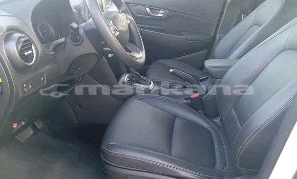 Buy Used Hyundai Kona White Car in Batumi in Ajaria Buy Used Hyundai Kona White Car in Batumi in Ajaria