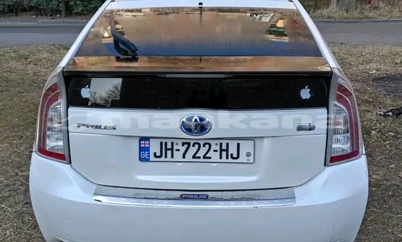 Buy Used Toyota Prius White Car in Bihvinta in Abhasia Buy Used Toyota Prius White Car in Bihvinta in Abhasia