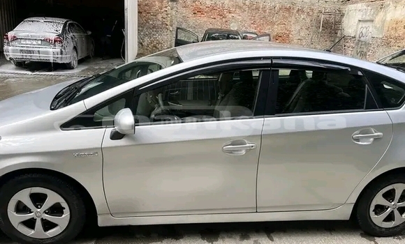 Buy Used Toyota Prius Other Car in Bagdadi in Imereti Buy Used Toyota Prius Other Car in Bagdadi in Imereti