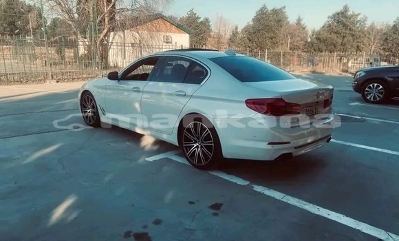 Buy Used Toyota Camry White Car in Batumi in Ajaria Buy Used Toyota Camry White Car in Batumi in Ajaria