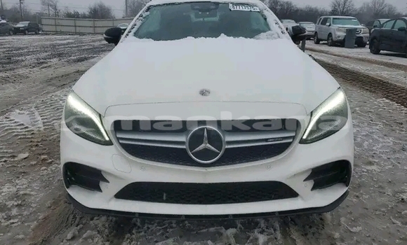 Buy Used Mercedes-Benz C180 COUPE White Car in Bihvinta in Abhasia Buy Used Mercedes-Benz C180 COUPE White Car in Bihvinta in Abhasia