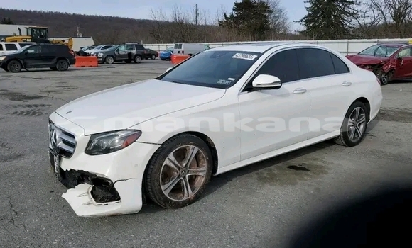 Buy Used Mercedes-Benz C250 coupe White Car in Batumi in Ajaria Buy Used Mercedes-Benz C250 coupe White Car in Batumi in Ajaria