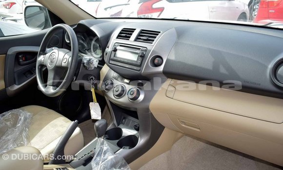 Buy Import Toyota HiAce Other Truck in Import - Dubai in Abhasia Buy Import Toyota HiAce Other Truck in Import - Dubai in Abhasia