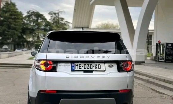 Buy Used Land Rover Discovery White Car in Gagra in Abhasia Buy Used Land Rover Discovery White Car in Gagra in Abhasia