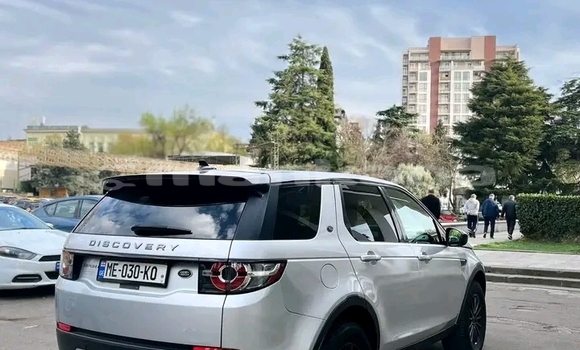 Buy Used Land Rover Discovery White Car in Gagra in Abhasia Buy Used Land Rover Discovery White Car in Gagra in Abhasia