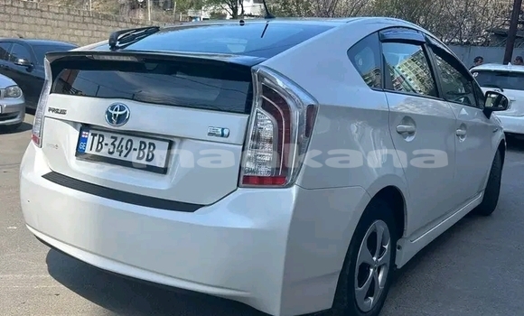 Buy Used Toyota Prius White Car in Batumi in Ajaria Buy Used Toyota Prius White Car in Batumi in Ajaria