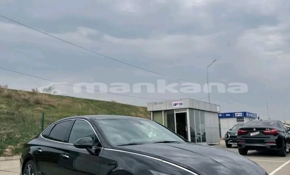 Buy Used Hyundai Grace Black Car in Batumi in Ajaria Buy Used Hyundai Grace Black Car in Batumi in Ajaria