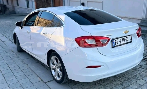Buy Used Toyota Camry White Car in Bihvinta in Abhasia Buy Used Toyota Camry White Car in Bihvinta in Abhasia