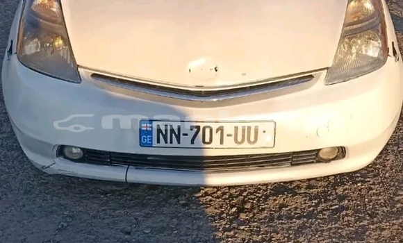 Buy Used Toyota Prius White Car in Bihvinta in Abhasia Buy Used Toyota Prius White Car in Bihvinta in Abhasia
