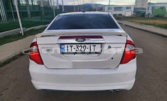 Buy Used Toyota Avalon White Car in Bihvinta in Abhasia Buy Used Toyota Avalon White Car in Bihvinta in Abhasia