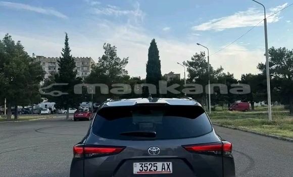 Buy Used Toyota Highlander Other Car in Batumi in Ajaria Buy Used Toyota Highlander Other Car in Batumi in Ajaria