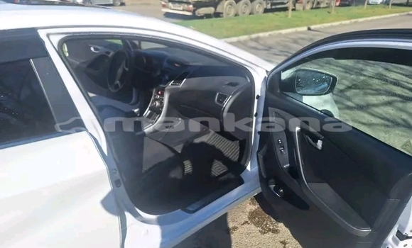 Buy Used Hyundai Elantra White Car in Batumi in Ajaria Buy Used Hyundai Elantra White Car in Batumi in Ajaria