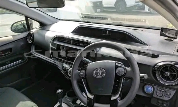 Medium with watermark toyota aqua ajaria batumi 7164