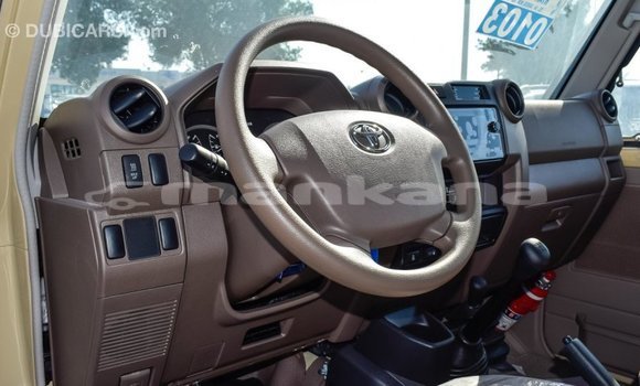 Buy Import Toyota Land Cruiser Beige Car in Import - Dubai in Abhasia Buy Import Toyota Land Cruiser Beige Car in Import - Dubai in Abhasia