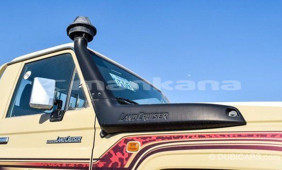 Buy Import Toyota Land Cruiser Beige Car in Import - Dubai in Abhasia Buy Import Toyota Land Cruiser Beige Car in Import - Dubai in Abhasia