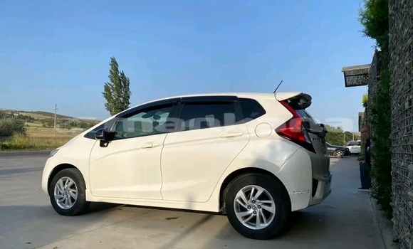 Buy Used Honda FIT White Car in Batumi in Ajaria Buy Used Honda FIT White Car in Batumi in Ajaria