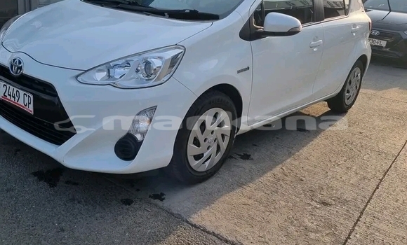 Buy Used Toyota Aqua White Car in Batumi in Ajaria Buy Used Toyota Aqua White Car in Batumi in Ajaria