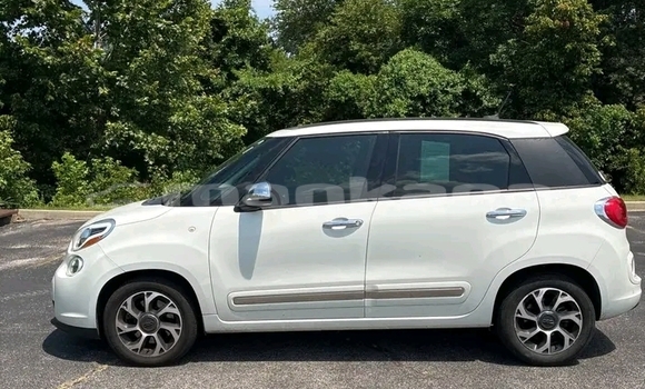 Buy Used Honda FIT White Car in Bagdadi in Imereti Buy Used Honda FIT White Car in Bagdadi in Imereti