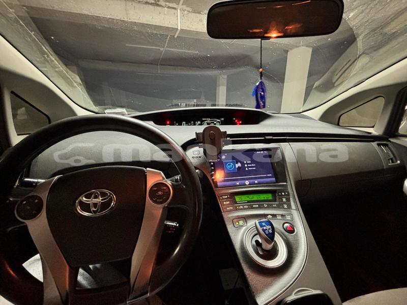 Big with watermark toyota prius tbilisi tbilisi 7750