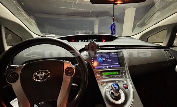 Buy Used Toyota Prius Silver Car in Tbilisi in Tbilisi Buy Used Toyota Prius Silver Car in Tbilisi in Tbilisi