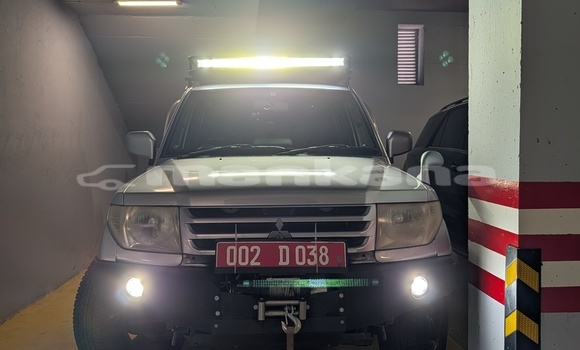 Buy Used Mitsubishi Pajero iO Silver Car in Tbilisi in Tbilisi Buy Used Mitsubishi Pajero iO Silver Car in Tbilisi in Tbilisi